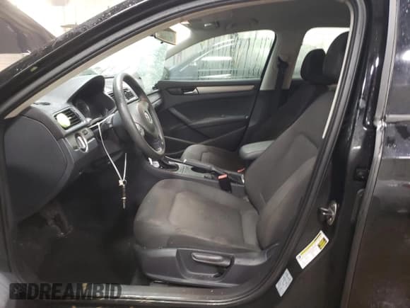 ✅ 2012 Volkswagen Passat S • VIN: 1VWAH7A37CC062459 • Lot: 44032875. Listed on Copart with 198,598 mi. Free auction sales archive from the USA and detailed vehicle history report at DreamBid. Image 7.