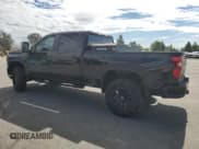 ✅ 2025 Chevrolet Silverado 2500HD Custom • VIN: 2GC4KME70S1200098 • Lot: 80285845. Wystawiony na Copart z przebiegiem 1 202 mil. Bezpłatny archiwum sprzedaży aukcyjnych z USA i szczegółowy raport historii pojazdu na DreamBid. Zdjęcie 2.