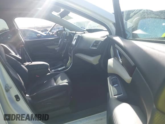 ✅ 2021 Subaru Ascent Touring • VIN: 4S4WMARD5M3408777 • Lot: 41857056. Wystawiony na IAAI z przebiegiem 50 053 mil. Bezpłatny archiwum sprzedaży aukcyjnych z USA i szczegółowy raport historii pojazdu na DreamBid. Zdjęcie 5.