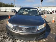 ✅ 2010 Kia Optima LX • VIN: KNAGG4A86A5379903 • Лот: 73708134. Опубликован ранее на Copart с пробегом 173 994 миль. Бесплатный доступ к архиву аукционных продаж из США и подробный отчёт об истории автомобиля на DreamBid. Изображение 5.