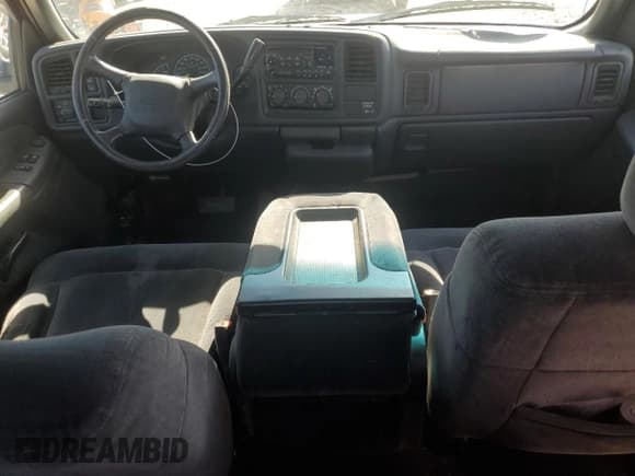 ✅ 2000 Chevrolet Silverado 1500 LS • VIN: 2GCEK19T0Y1249899 • Lot: 87451715. Wystawiony na Copart z przebiegiem 218 408 mil. Bezpłatny archiwum sprzedaży aukcyjnych z USA i szczegółowy raport historii pojazdu na DreamBid. Zdjęcie 8.