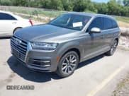 ✅ 2018 Audi Q7 Premium Plus • VIN: WA1LAAF75JD004649 • Лот: 42647533. Опубликован ранее на IAAI с пробегом 113 339 миль. Бесплатный доступ к архиву аукционных продаж из США и подробный отчёт об истории автомобиля на DreamBid. Изображение 17.