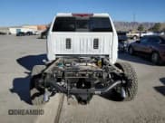 ✅ 2025 Chevrolet Silverado 1500 • VIN: 3GCUKHE88SG155418 • Лот: 43241485. Опубликован ранее на Copart с пробегом 471 миль. Бесплатный доступ к архиву аукционных продаж из США и подробный отчёт об истории автомобиля на DreamBid. Изображение 6.