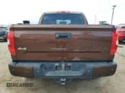 ✅ 2017 Toyota Tundra Platinum • VIN: 5TFAW5F13HX615693 • Лот: 61790265. Опубликован ранее на Copart с пробегом Не указан. Бесплатный доступ к архиву аукционных продаж из США и подробный отчёт об истории автомобиля на DreamBid. Изображение 6.