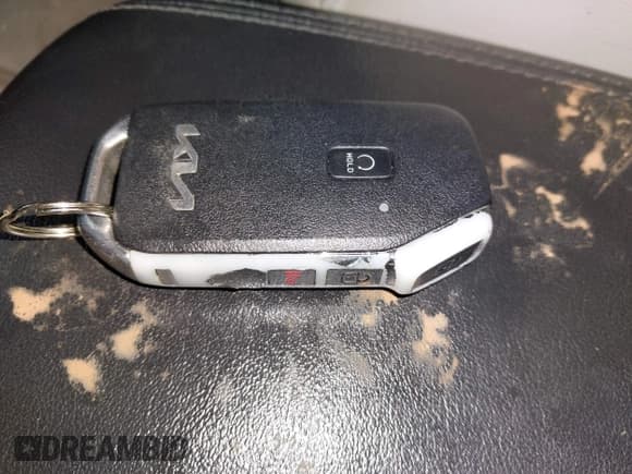 ✅ 2023 Kia Seltos SX • VIN: KNDETCA22P7441290 • Lot: 42925590. Wystawiony na IAAI z przebiegiem 156 056 mil. Bezpłatny archiwum sprzedaży aukcyjnych z USA i szczegółowy raport historii pojazdu na DreamBid. Zdjęcie 11.