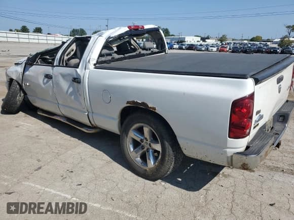 ✅ 2008 Dodge 1500 ST • VIN: 1D7HU18N58S564861 • Лот: 71627794. Опубликован ранее на Copart с пробегом Не указан. Бесплатный доступ к архиву аукционных продаж из США и подробный отчёт об истории автомобиля на DreamBid. Изображение 2.