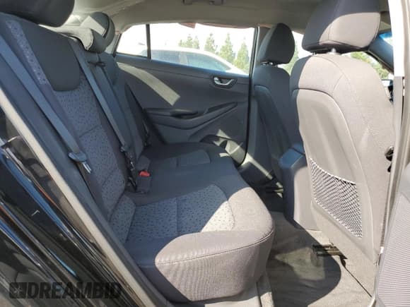 ✅ 2019 Hyundai Ioniq • VIN: KMHC75LH7KU037707 • Lot: 82654684. Wystawiony na Copart z przebiegiem 60 032 mil. Bezpłatny archiwum sprzedaży aukcyjnych z USA i szczegółowy raport historii pojazdu na DreamBid. Zdjęcie 11.