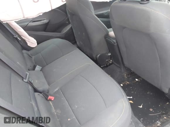 ✅ 2016 Chevrolet Cruze LS • VIN: 1G1BB5SM3G7281768 • Lot: 41328895. Listed on IAAI with 168,039 mi. Free auction sales archive from the USA and detailed vehicle history report at DreamBid. Image 8.