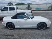 ✅ 2003 Mazda MX-5 Miata Cloth • VIN: JM1NB353530312906 • Lot: 42778360. Listed on IAAI with 93,254 mi. Free auction sales archive from the USA and detailed vehicle history report at DreamBid. Image 14.