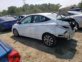 ✅ 2017 Hyundai Accent SE • VIN: KMHCT4AE7HU319353 • Лот: 65210643. Опубликован ранее на Copart с пробегом 45 581 миль. Бесплатный доступ к архиву аукционных продаж из США и подробный отчёт об истории автомобиля на DreamBid. Изображение 2.