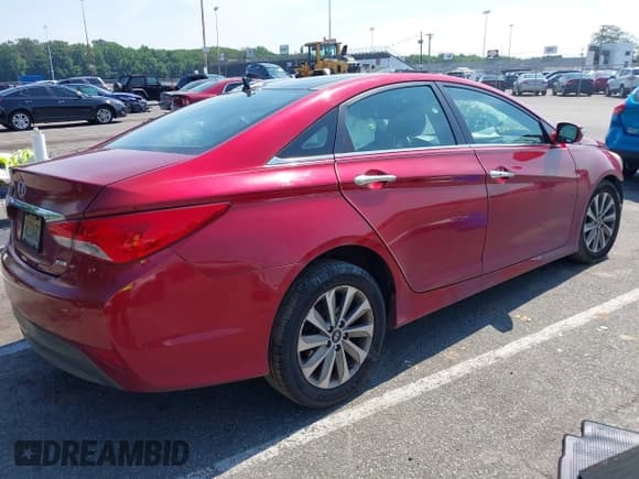 ✅ 2014 Hyundai Sonata SE • VIN: 5NPEC4AC5EH827094 • Лот: 42642786. Опубликован ранее на IAAI с пробегом Не указан. Бесплатный доступ к архиву аукционных продаж из США и подробный отчёт об истории автомобиля на DreamBid. Изображение 4.