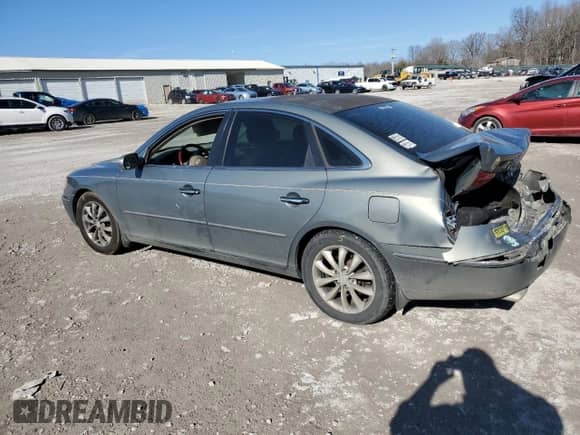 2007 Hyundai Azera SE с VIN KMHFC46F97A160009, выставлен на аукционе Copart как лот 42641185 с пробегом 265 055 миль миль и Чистый • Clean title. История ставок и продаж доступна на DreamBid. Изображение 2.