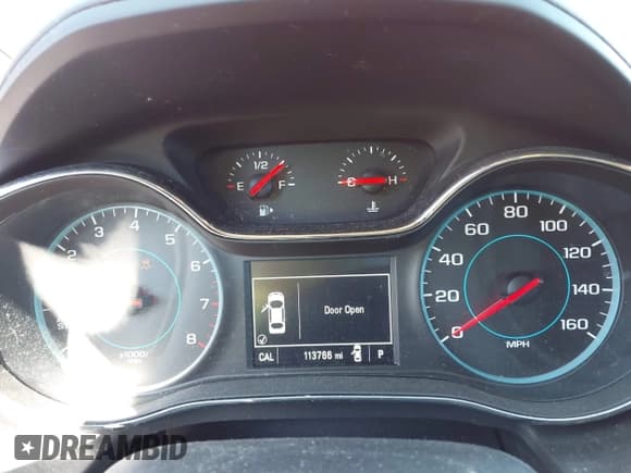 ✅ 2017 Chevrolet Cruze LT • VIN: 3G1BE6SM2HS613070 • Lot: 43411113. Listed on IAAI with 113,766 mi. Free auction sales archive from the USA and detailed vehicle history report at DreamBid. Image 7.