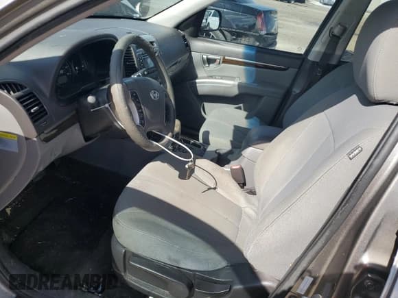 ✅ 2011 Hyundai Santa Fe GLS • VIN: 5XYZG3AB9BG016554 • Lot: 79357974. Listed on Copart with 144,047 mi. Free auction sales archive from the USA and detailed vehicle history report at DreamBid. Image 7.