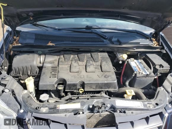 ✅ 2010 Chrysler Town & Country Touring Plus • VIN: 2A4RR8DX7AR382080 • Lot: 67371025. Wystawiony na Copart z przebiegiem 148 531 mil. Bezpłatny archiwum sprzedaży aukcyjnych z USA i szczegółowy raport historii pojazdu na DreamBid. Zdjęcie 12.