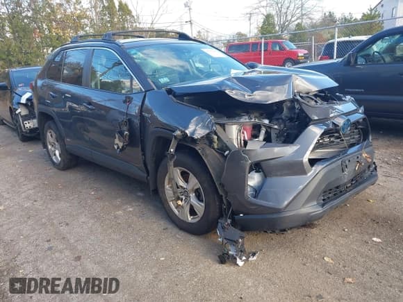 ✅ 2020 Toyota RAV4 Hybrid LE • VIN: 2T3MWRFV9LW072399 • Лот: 43537067. Опубликован ранее на IAAI с пробегом 208 431 миль. Бесплатный доступ к архиву аукционных продаж из США и подробный отчёт об истории автомобиля на DreamBid. Изображение 1.