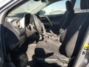 ✅ 2018 Toyota RAV4 XLE • VIN: 2T3WFREV3JW412024 • Лот: 82648925. Опубликован ранее на Copart с пробегом 82 416 миль. Бесплатный доступ к архиву аукционных продаж из США и подробный отчёт об истории автомобиля на DreamBid. Изображение 7.