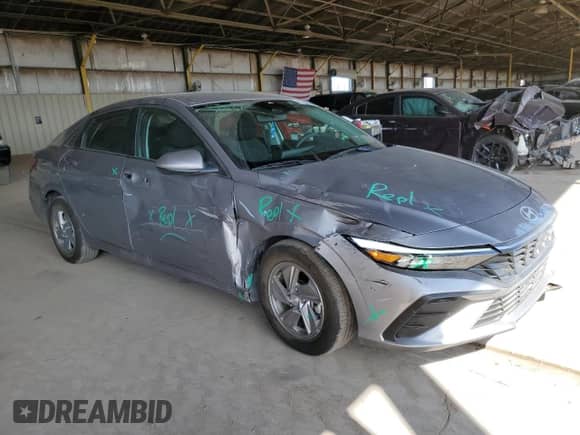 2025 Hyundai Elantra SE с VIN KMHLL4DG5SU009495, выставлен на аукционе Copart как лот 81120625 с пробегом 7 739 миль миль и Списание • Salvage title. История ставок и продаж доступна на DreamBid. Изображение 4.