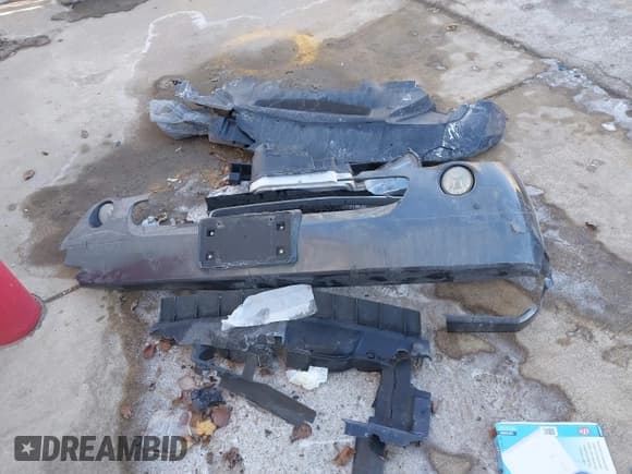 ✅ 2013 Dodge Challenger Rallye Redline • VIN: 2C3CDYAG9DH541985 • Lot: 41443698. Wystawiony na IAAI z przebiegiem 141 685 mil. Bezpłatny archiwum sprzedaży aukcyjnych z USA i szczegółowy raport historii pojazdu na DreamBid. Zdjęcie 12.