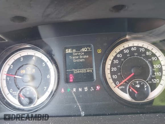 ✅ 2018 Ram 1500 Express • VIN: 1C6RR7KG7JS222225 • Лот: 43581311. Опубликован ранее на IAAI с пробегом 124 489 миль. Бесплатный доступ к архиву аукционных продаж из США и подробный отчёт об истории автомобиля на DreamBid. Изображение 7.