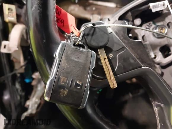 ✅ 2015 Chevrolet Silverado 2500HD LT • VIN: 1GC1KVE82FF105963 • Lot: 42234464. Listed on IAAI with Not provided. Free auction sales archive from the USA and detailed vehicle history report at DreamBid. Image 11.