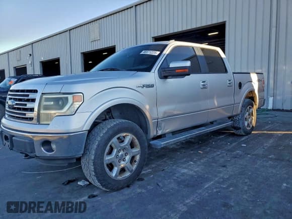 ✅ 2013 Ford F-150 XL • VIN: 1FTFW1EF6DFA86946 • Lot: 96971225. Wystawiony na Copart z przebiegiem 187 562 mil. Bezpłatny archiwum sprzedaży aukcyjnych z USA i szczegółowy raport historii pojazdu na DreamBid. Zdjęcie 1.