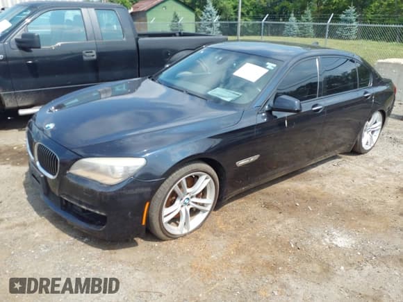 ✅ 2011 BMW 7 Series 750Li xDrive • VIN: WBAKC8C56BC434363 • Lot: 42937217. Listed on IAAI with 115,263 mi. Free auction sales archive from the USA and detailed vehicle history report at DreamBid. Image 2.