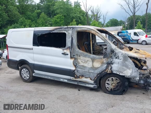 ✅ 2019 Ford Transit • VIN: 1FTYR1YMXKKA86821 • Лот: 39598505. Опубликован ранее на IAAI с пробегом 23 665 миль. Бесплатный доступ к архиву аукционных продаж из США и подробный отчёт об истории автомобиля на DreamBid. Изображение 15.