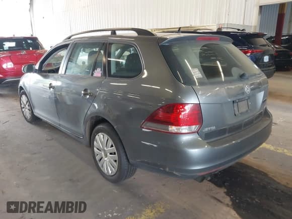 ✅ 2013 Volkswagen Jetta SE • VIN: 3VWPP7AJ7DM626963 • Lot: 42595699. Wystawiony na IAAI z przebiegiem 109 939 mil. Bezpłatny archiwum sprzedaży aukcyjnych z USA i szczegółowy raport historii pojazdu na DreamBid. Zdjęcie 3.