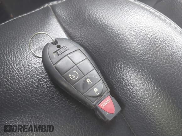 ✅ 2009 Dodge 1500 SLT • VIN: 1D3HV18TX9S763872 • Lot: 41609783. Wystawiony na IAAI z przebiegiem 154 902 mil. Bezpłatny archiwum sprzedaży aukcyjnych z USA i szczegółowy raport historii pojazdu na DreamBid. Zdjęcie 11.