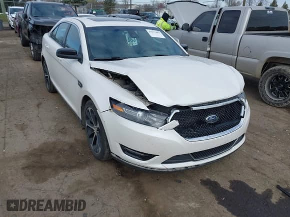 ✅ 2015 Ford Taurus SHO • VIN: 1FAHP2KTXFG163276 • Lot: 41997881. Listed on IAAI with 118,380 mi. Free auction sales archive from the USA and detailed vehicle history report at DreamBid. Image 1.