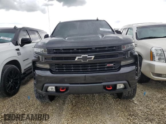 ✅ 2020 Chevrolet Silverado 1500 LT Trail Boss • VIN: 1GCPYFED2LZ310026 • Lot: 73865784. Wystawiony na Copart z przebiegiem 77 082 mil. Bezpłatny archiwum sprzedaży aukcyjnych z USA i szczegółowy raport historii pojazdu na DreamBid. Zdjęcie 5.