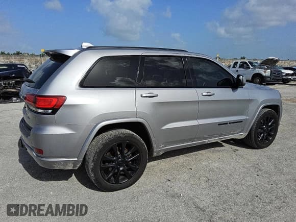 ✅ 2017 Jeep Grand Cherokee Altitude • VIN: 1C4RJFAG9HC737890 • Lot: 66164955. Listed on Copart with 159,736 mi. Free auction sales archive from the USA and detailed vehicle history report at DreamBid. Image 3.