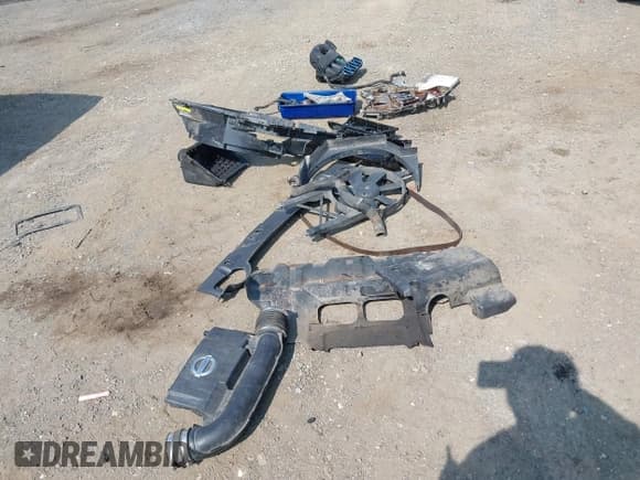 ✅ 2012 Nissan Pathfinder Silver Edition • VIN: 5N1AR1NB7CC609367 • Lot: 42980735. Listed on IAAI with 219,858 mi. Free auction sales archive from the USA and detailed vehicle history report at DreamBid. Image 12.