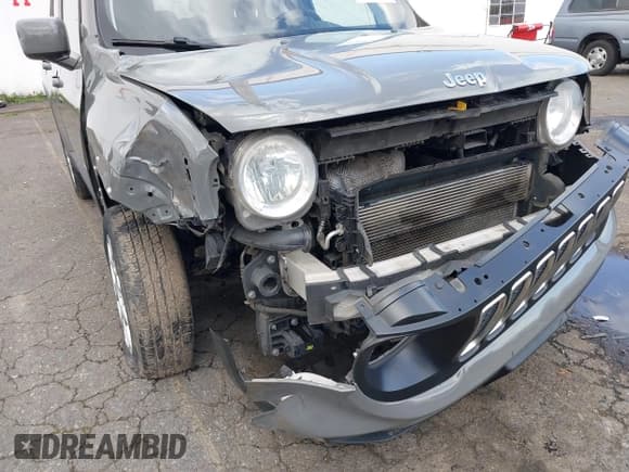 ✅ 2020 Jeep Renegade Altitude • VIN: ZACNJBBB7LPL66840 • Лот: 41958023. Опубликован ранее на IAAI с пробегом 85 056 миль. Бесплатный доступ к архиву аукционных продаж из США и подробный отчёт об истории автомобиля на DreamBid. Изображение 6.