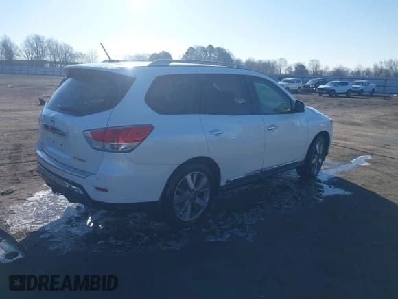 ✅ 2015 Nissan Pathfinder SV • VIN: 5N1AR2MN2FC609752 • Lot: 41607632. Listed on IAAI with 74,405 mi. Free auction sales archive from the USA and detailed vehicle history report at DreamBid. Image 4.