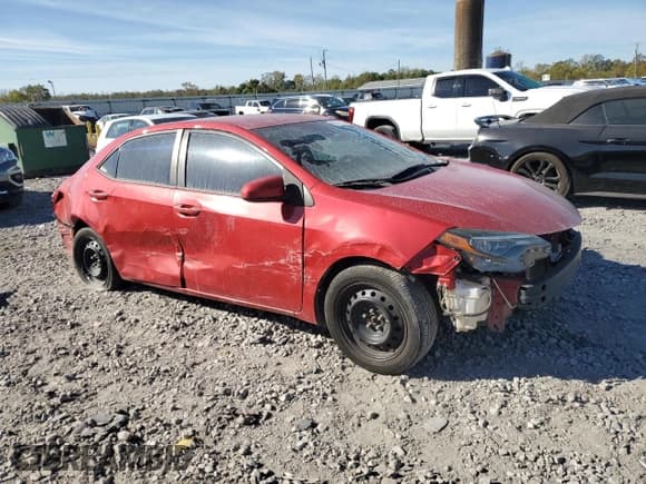 ✅ 2018 Toyota Corolla LE • VIN: 2T1BURHE0JC060272 • Лот: 89470505. Опубликован ранее на Copart с пробегом 128 704 миль. Бесплатный доступ к архиву аукционных продаж из США и подробный отчёт об истории автомобиля на DreamBid. Изображение 4.