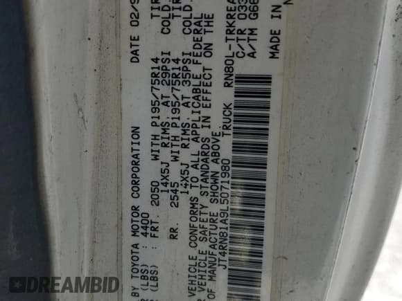 ✅ 1990 Toyota Pickup • VIN: JT4RN81A9L5071980 • Lot: 63795355. Wystawiony na Copart z przebiegiem 189 781 mil. Bezpłatny archiwum sprzedaży aukcyjnych z USA i szczegółowy raport historii pojazdu na DreamBid. Zdjęcie 12.