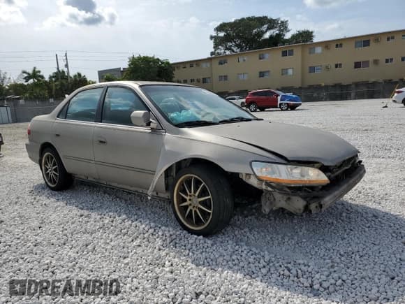 ✅ 1999 Honda Accord EX • VIN: 1HGCG5559XA056549 • Лот: 50090965. Опубликован ранее на Copart с пробегом Не указан. Бесплатный доступ к архиву аукционных продаж из США и подробный отчёт об истории автомобиля на DreamBid. Изображение 4.