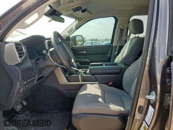 ✅ 2022 Toyota Tundra SR5 • VIN: 5TFLA5AB5NX015812 • Lot: 80524475. Listed on Copart with 41,395 mi. Free auction sales archive from the USA and detailed vehicle history report at DreamBid. Image 7.