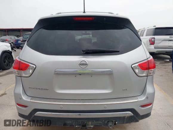 ✅ 2014 Nissan Pathfinder SV • VIN: 5N1AR2MN2EC698964 • Lot: 43740080. Listed on IAAI with 218,118 mi. Free auction sales archive from the USA and detailed vehicle history report at DreamBid. Image 16.