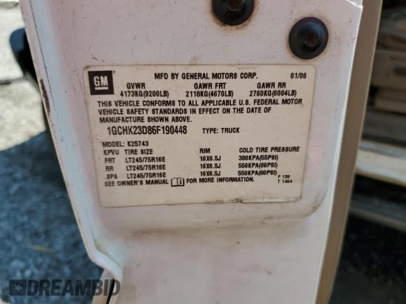 ✅ 2006 Chevrolet Silverado 2500HD LT3 • VIN: 1GCHK23D86F190448 • Lot: 81541615. Listed on Copart with 492,951 mi. Free auction sales archive from the USA and detailed vehicle history report at DreamBid. Image 12.