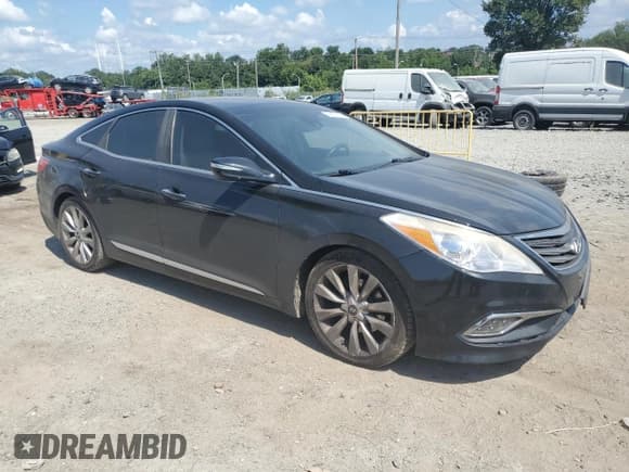 ✅ 2015 Hyundai Azera Limited • VIN: KMHFH4JG5FA482551 • Lot: 68551115. Wystawiony na Copart z przebiegiem 217 013 mil. Bezpłatny archiwum sprzedaży aukcyjnych z USA i szczegółowy raport historii pojazdu na DreamBid. Zdjęcie 4.