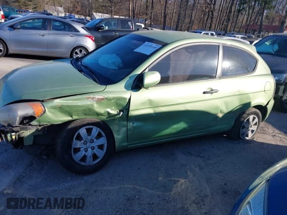 ✅ 2010 Hyundai Accent GS • VIN: KMHCM3AC6AU169201 • Лот: 41359248. Опубликован ранее на IAAI с пробегом 175 778 миль. Бесплатный доступ к архиву аукционных продаж из США и подробный отчёт об истории автомобиля на DreamBid. Изображение 13.