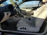 ✅ 2014 Volkswagen Eos Komfort • VIN: WVWBW8AH2EV000733 • Лот: 82770925. Опубликован ранее на Copart с пробегом 139 754 миль. Бесплатный доступ к архиву аукционных продаж из США и подробный отчёт об истории автомобиля на DreamBid. Изображение 7.