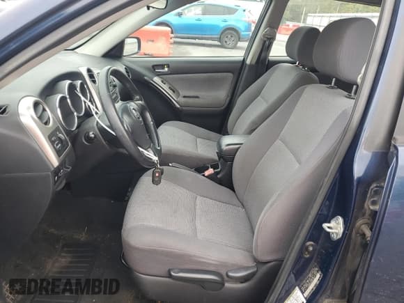 ✅ 2006 Toyota Matrix STD • VIN: 2T1LR32E66C557992 • Лот: 83799485. Опубликован ранее на Copart с пробегом 202 926 миль. Бесплатный доступ к архиву аукционных продаж из США и подробный отчёт об истории автомобиля на DreamBid. Изображение 7.