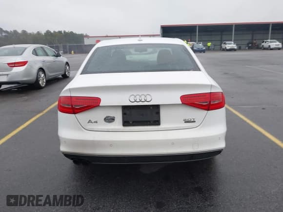 ✅ 2015 Audi A4 Premium Plus • VIN: WAUFFAFL4FN042969 • Lot: 43852417. Listed on IAAI with 159,414 mi. Free auction sales archive from the USA and detailed vehicle history report at DreamBid. Image 16.