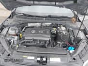 ✅ 2024 Volkswagen Jetta 40th Anniversary Edition • VIN: 3VW9T7BU7RM003590 • Lot: 42181046. Wystawiony na IAAI z przebiegiem 20 777 mil. Bezpłatny archiwum sprzedaży aukcyjnych z USA i szczegółowy raport historii pojazdu na DreamBid. Zdjęcie 10.