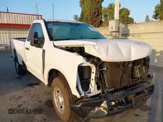 ✅ 2023 Ford F-250 XL • VIN: 1FTBF2AA6PEE09157 • Лот: 42629266. Опубликован ранее на IAAI с пробегом 15 571 миль. Бесплатный доступ к архиву аукционных продаж из США и подробный отчёт об истории автомобиля на DreamBid. Изображение 1.