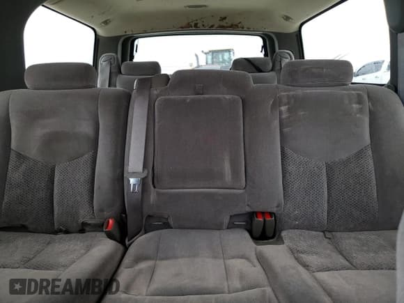 ✅ 2005 Chevrolet Suburban LT • VIN: 3GNEC16Z75G210811 • Лот: 46421295. Опубликован ранее на Copart с пробегом 136 879 миль. Бесплатный доступ к архиву аукционных продаж из США и подробный отчёт об истории автомобиля на DreamBid. Изображение 10.